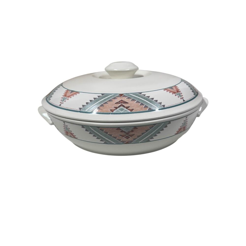 Mikasa Intaglio Santa Fe Round Covered Casserole Dish 1.5 Quart Excellent!‎